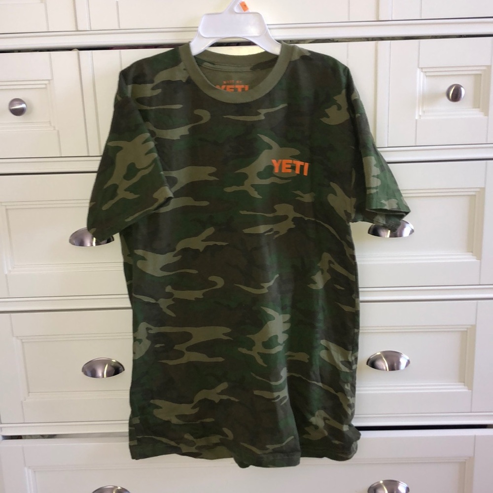 YETI brand camouflage t-shirt